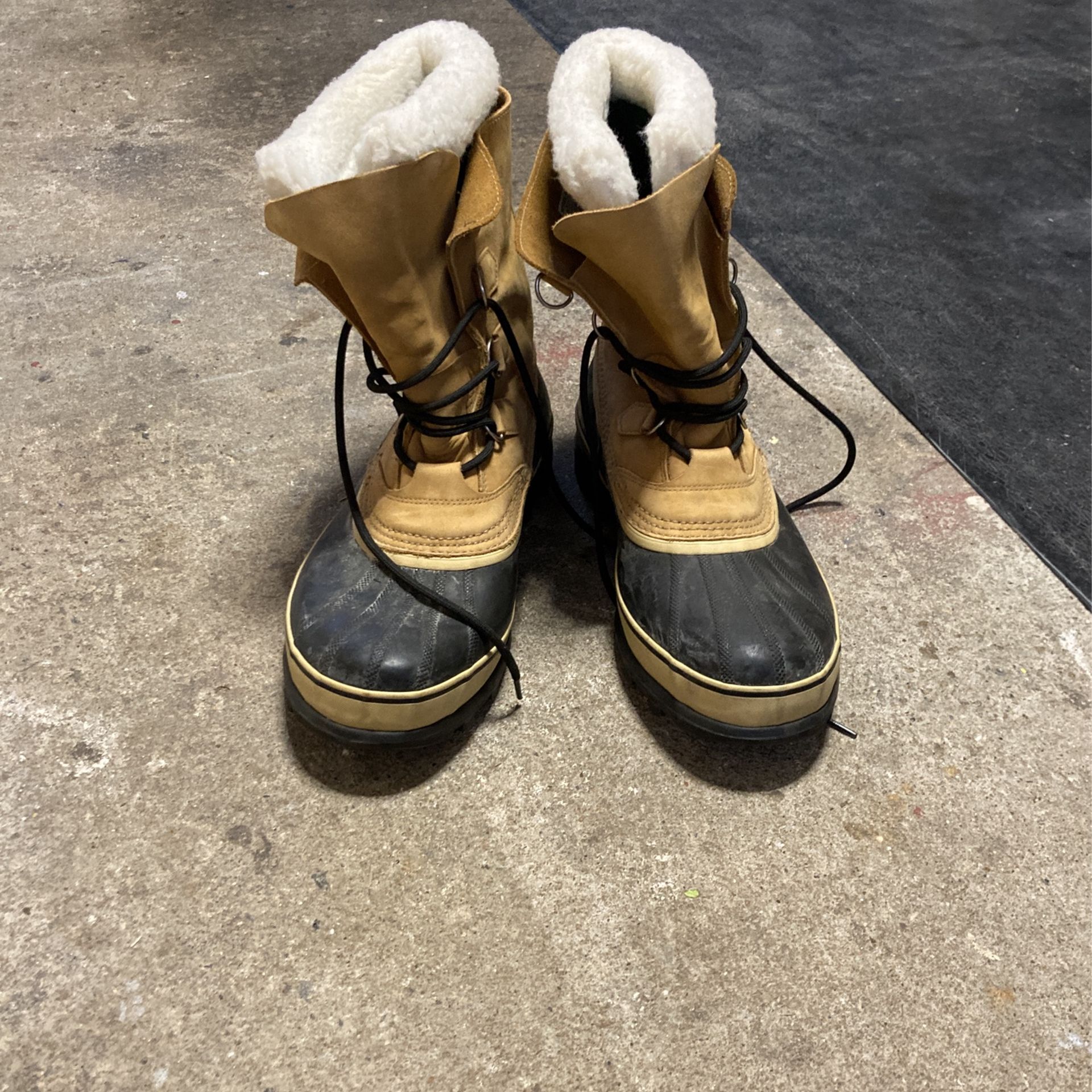 Sorel Caribou Boots - Size 12