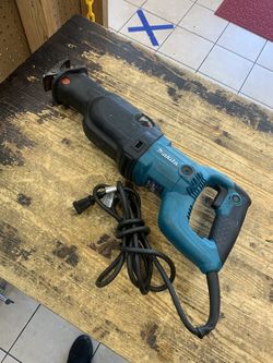 Makita JR3060t Corded Reciprocating Saw