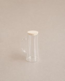 Glass Water Pitcher with Lid & Built-In Strainer
