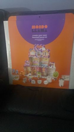 Mondo Llama Create-Your-Own Haunted House Kit