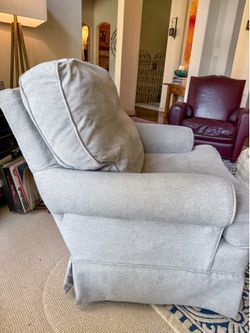 Swivel Gliding Chair