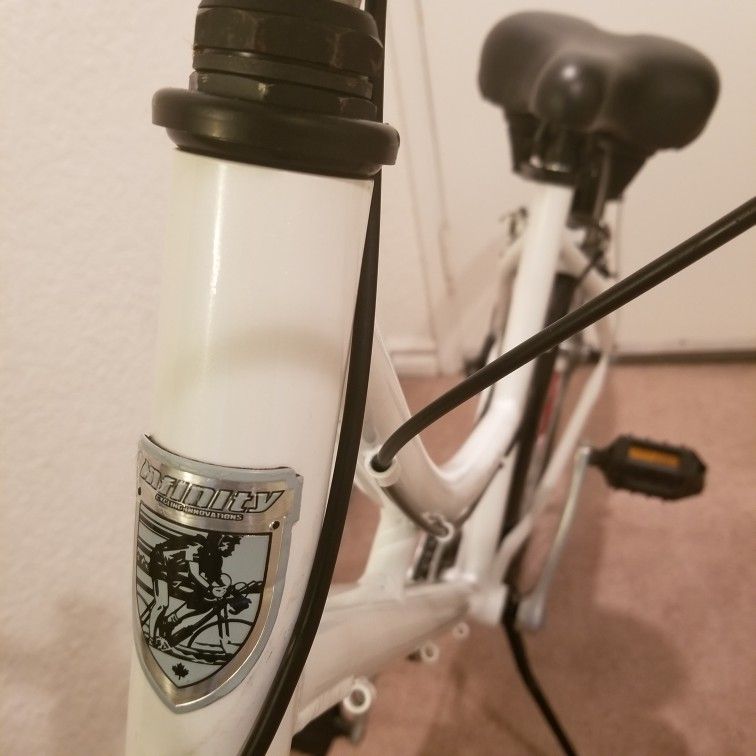 Infinity Boss.Two Ladies Bike 160 obo for Sale in Marina Del Rey CA OfferUp