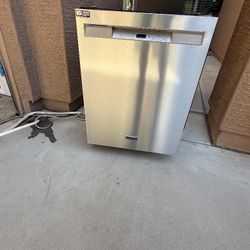 New Dishwasher Never Been Used.