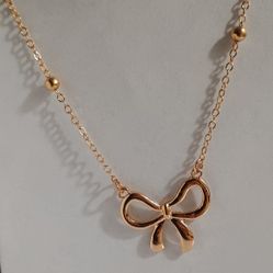 Bow Necklace 
