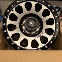Fuel D601 Vector Gunmetal 18x9 +1 8x165 All 4 Wheels