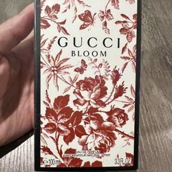 Gucci Bloom women’s perfume