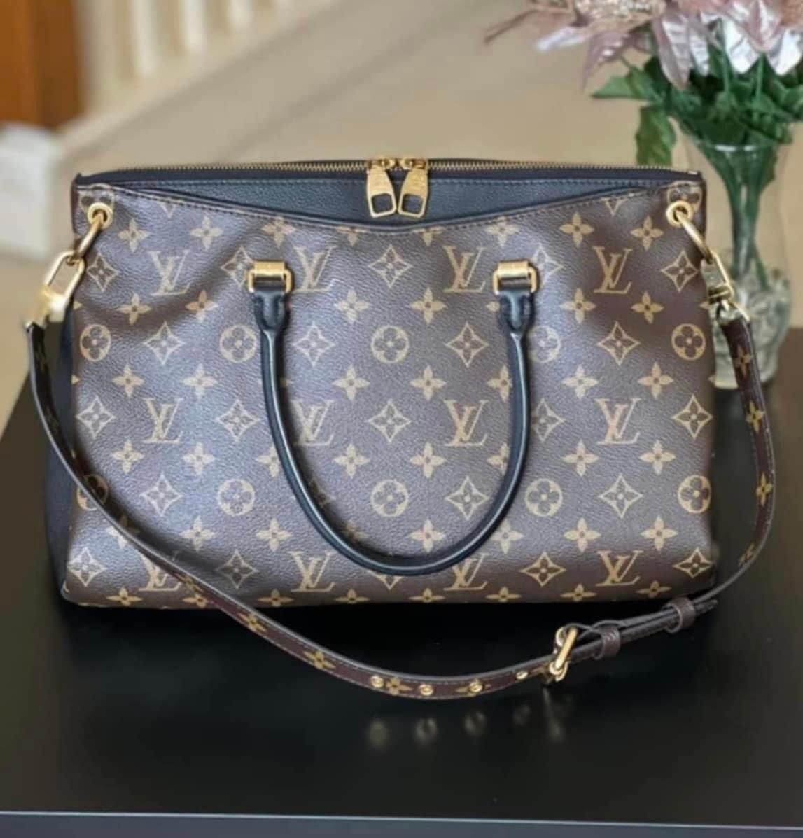 Louis Vuitton FLAWLESS  PALLAS NOIR LV