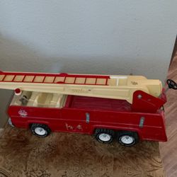 Tonka Vintage Fire Truck Wit Ariel Ladder