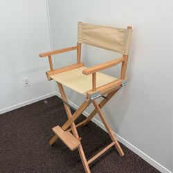 Makeup chair
