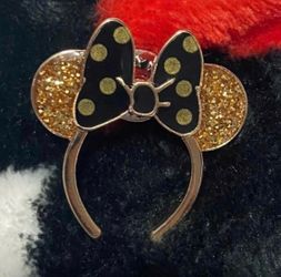 Minnie Mouse headband pins