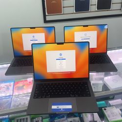 Apple MacBook Pro 14" (512GB SSD, M2 Pro, 16GB) Laptop - Space Gray - 2023