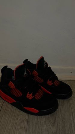 Red Thunders