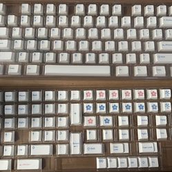 PBT Fuyu White Blue Keycaps