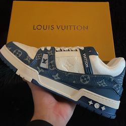 Lv Trainers 