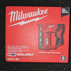 Milwaukee
M12 12-Volt Lithium-Ion Cordless 3/8 in. Crown Stapler (Tool-Only)