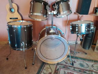 Drumset Cymbals Instruments Percussion Music Entertainment Tama Snare Drum