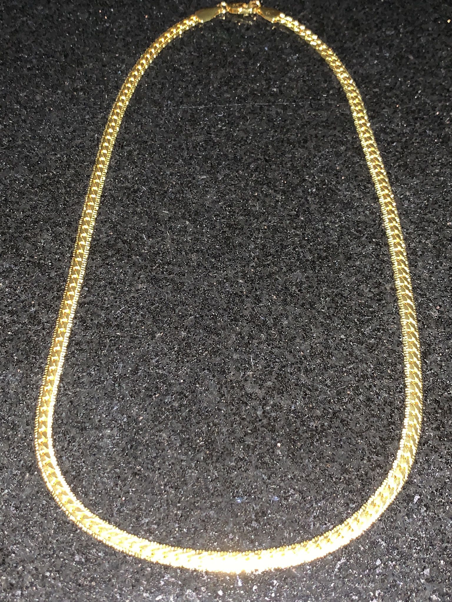 New 20” Gold Plated 18K Mens/Women’s Cuban Chain with diamond cuts