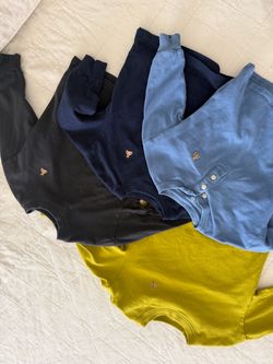 Gap long sleeve