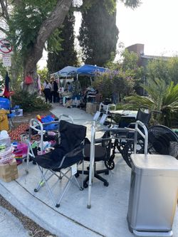 YARD SALE 