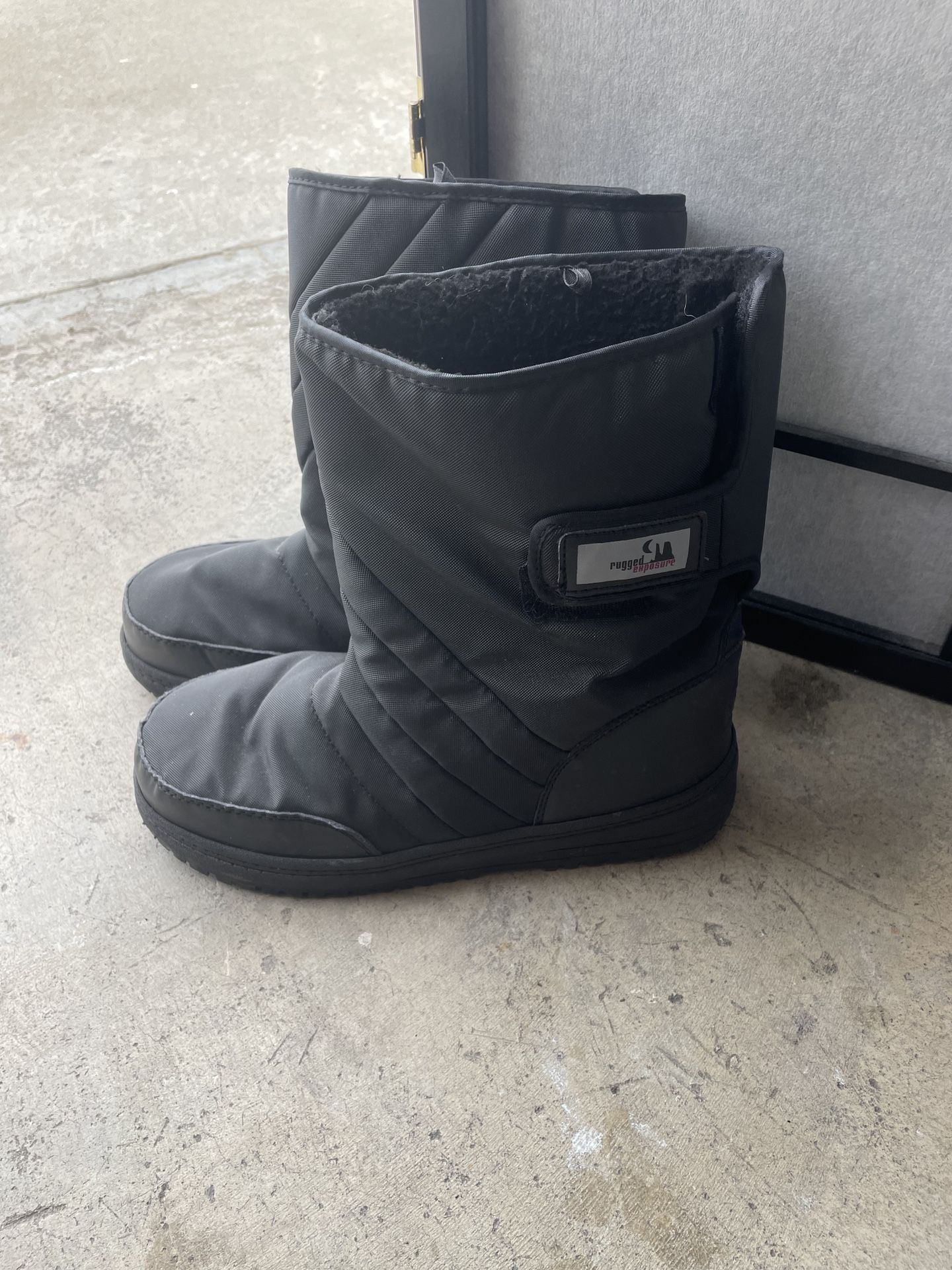 Men’s And Women’s Snow Boots