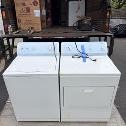 Kenmore Set Washer And Gas Dryer