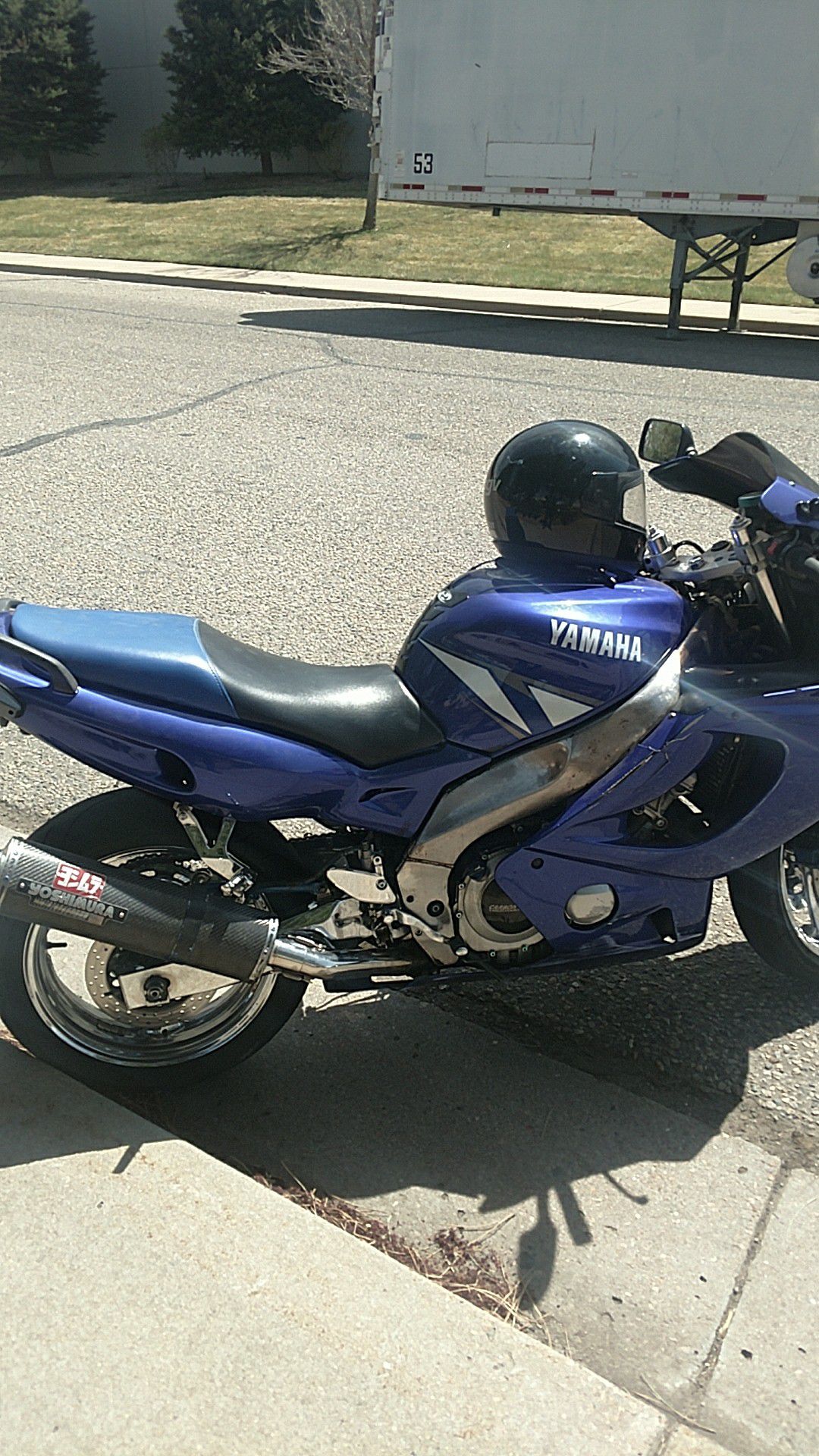 Yamaha 01 YZF r 600