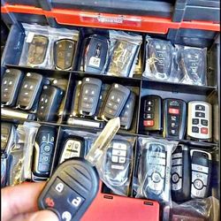 Car Key's, Remotes And Key Fobs 🔑 