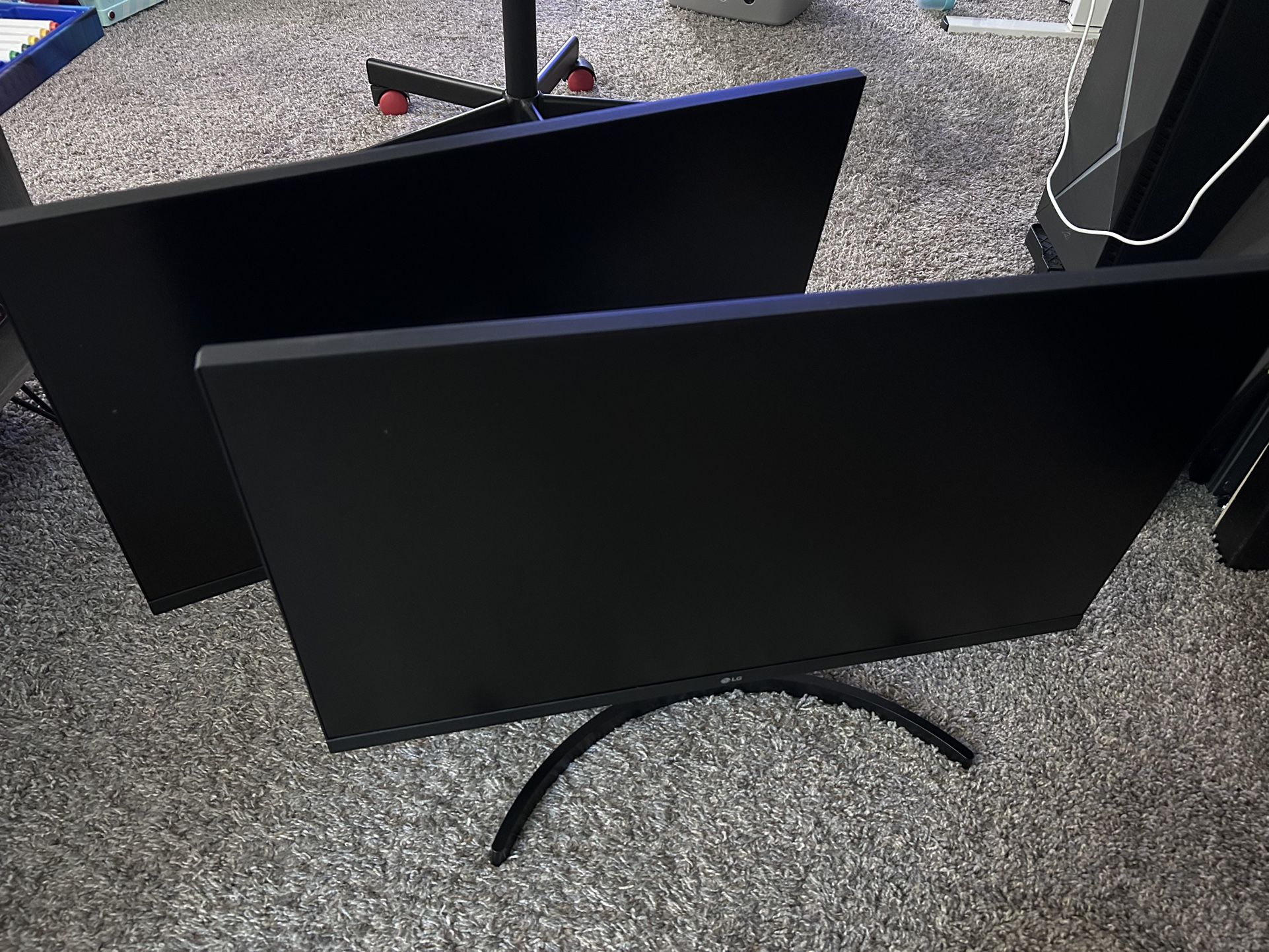 27inch LG Monitors X 2