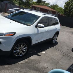 2015 jeep Cherokee limited edition