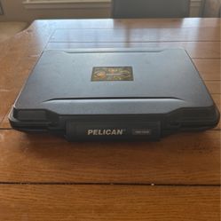 Pelican 1085 Laptop Case