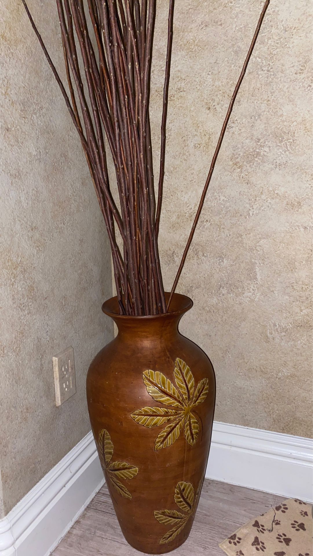 Vase + Fake plant