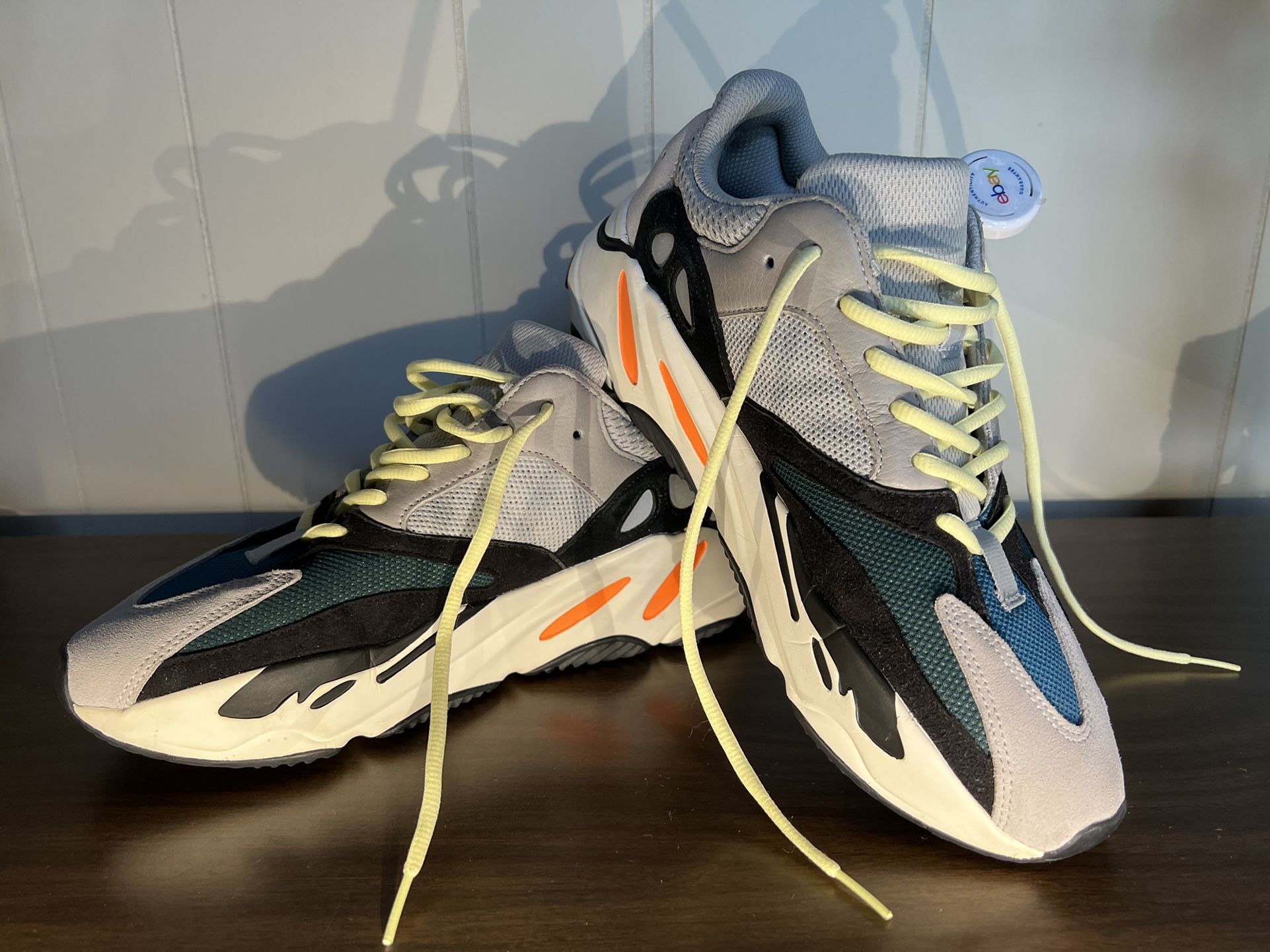 YEEZY BOOST 700 WAVE RUNNER 10.5US B75571 Athletic shoes & Sneakers
