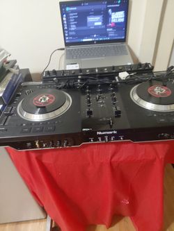 Dj controller ns7fx