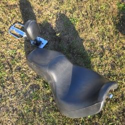 Harley Davidson Softail Duece Badlander Seat And Luggage  / Sissy Bar 