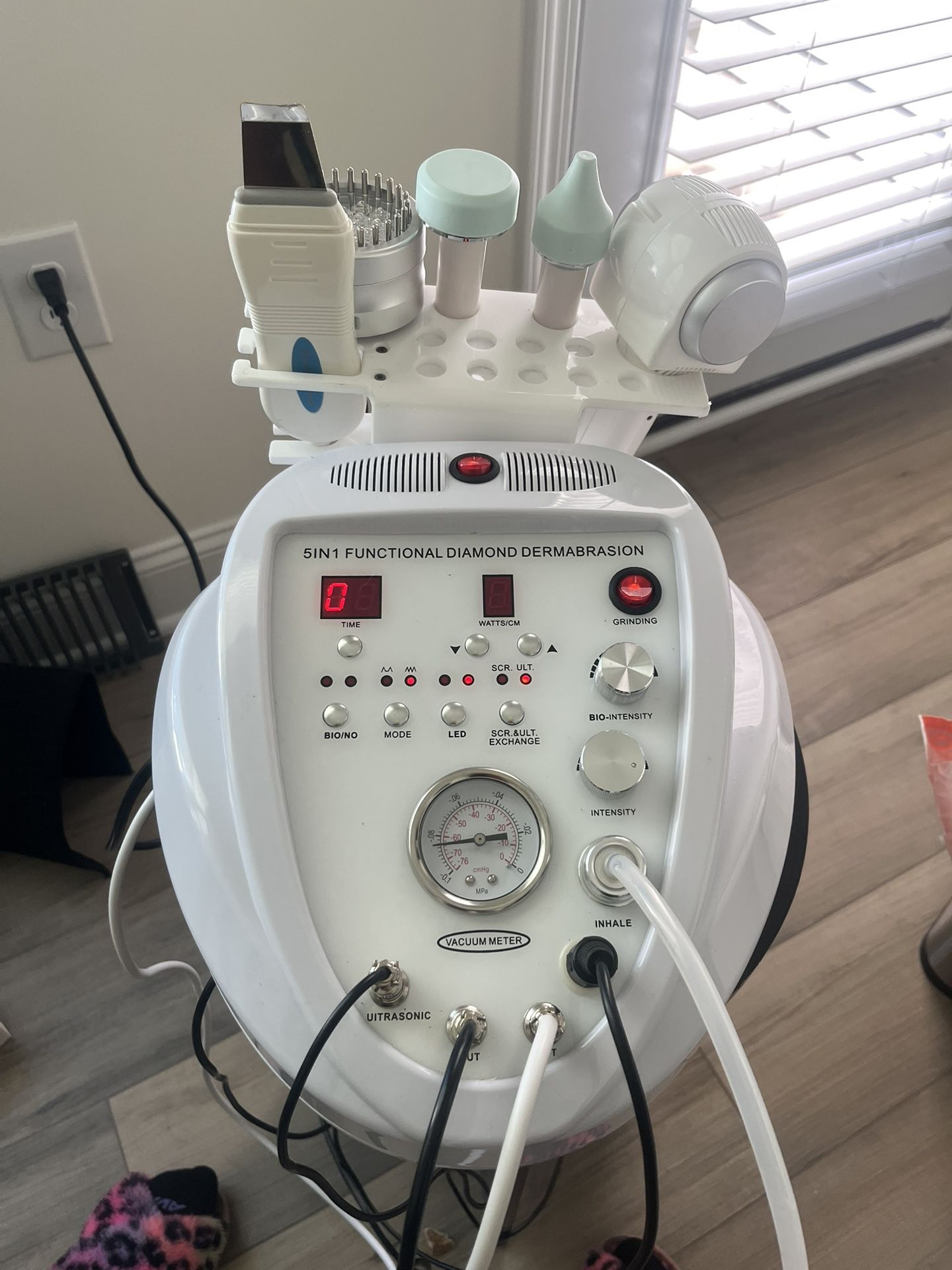 Diamond Microdermabrasion Machine