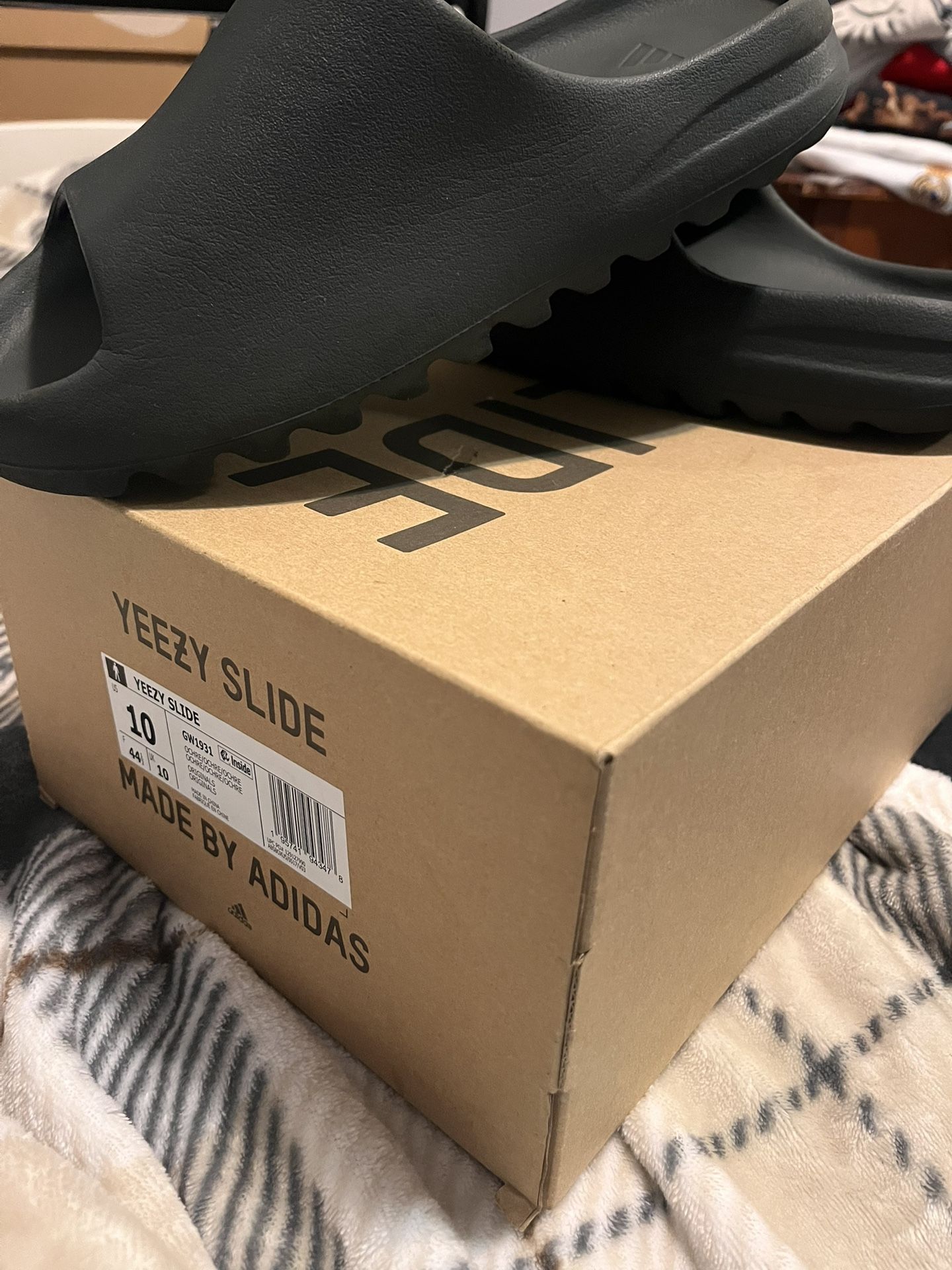 yeezy slide