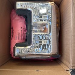 Ford F250 2018 Headlights