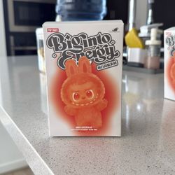 AUTHENTIC Big Into Energy Labubu