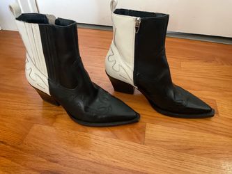 BOOTS WOMEN