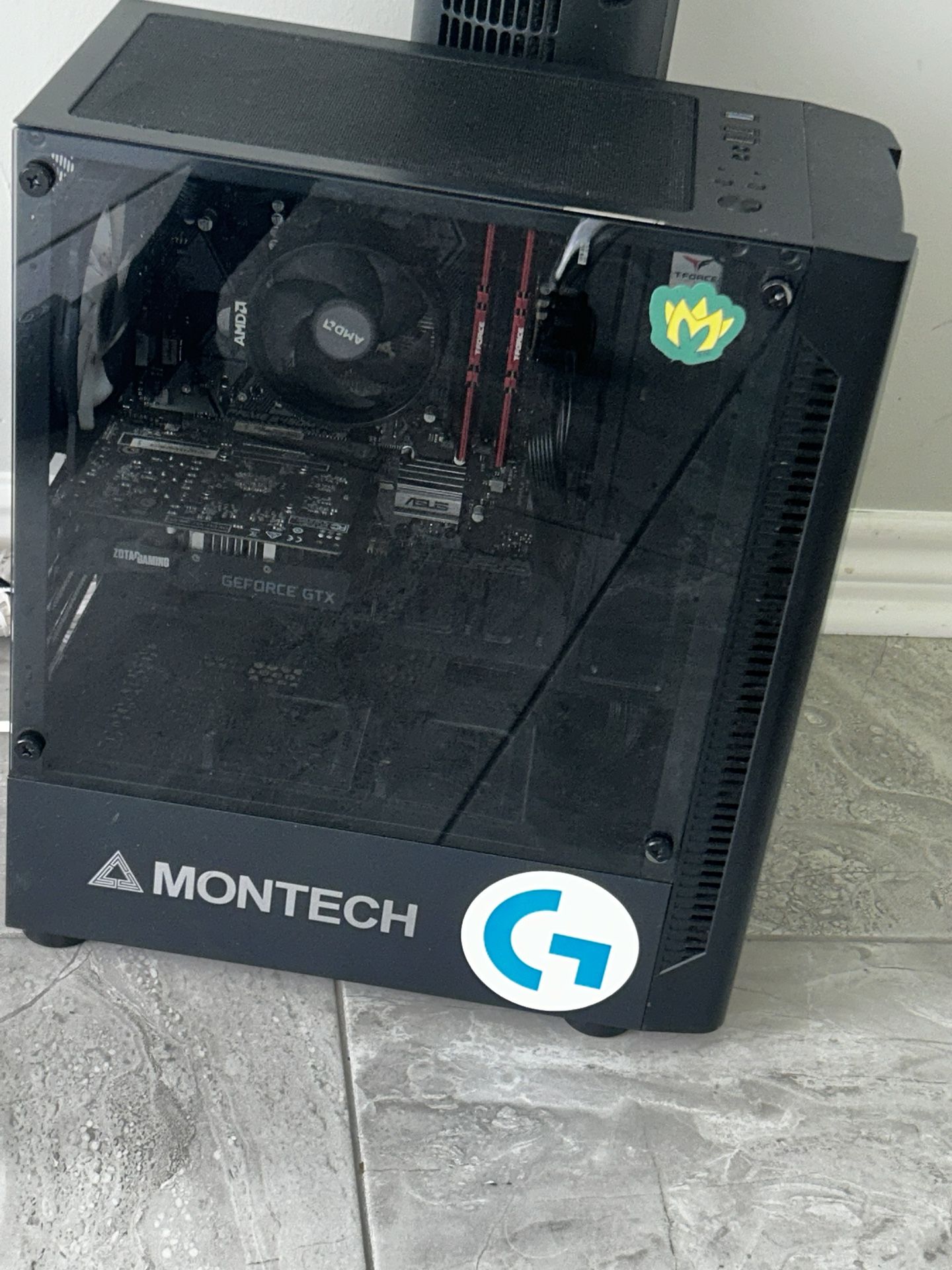 Black Montech ASUS PC