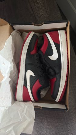 Air Jordan 1 Low Reverse alternate bred toe Size 8
