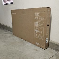 50 Inch QLED Samsung Q7F Smart TV 4K UHD 2025 Model. New in the box. 