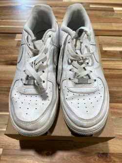Nike Air Force 1 Low "Triple White" - size 5.5 youth