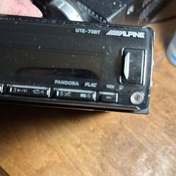 Alpine car head unit