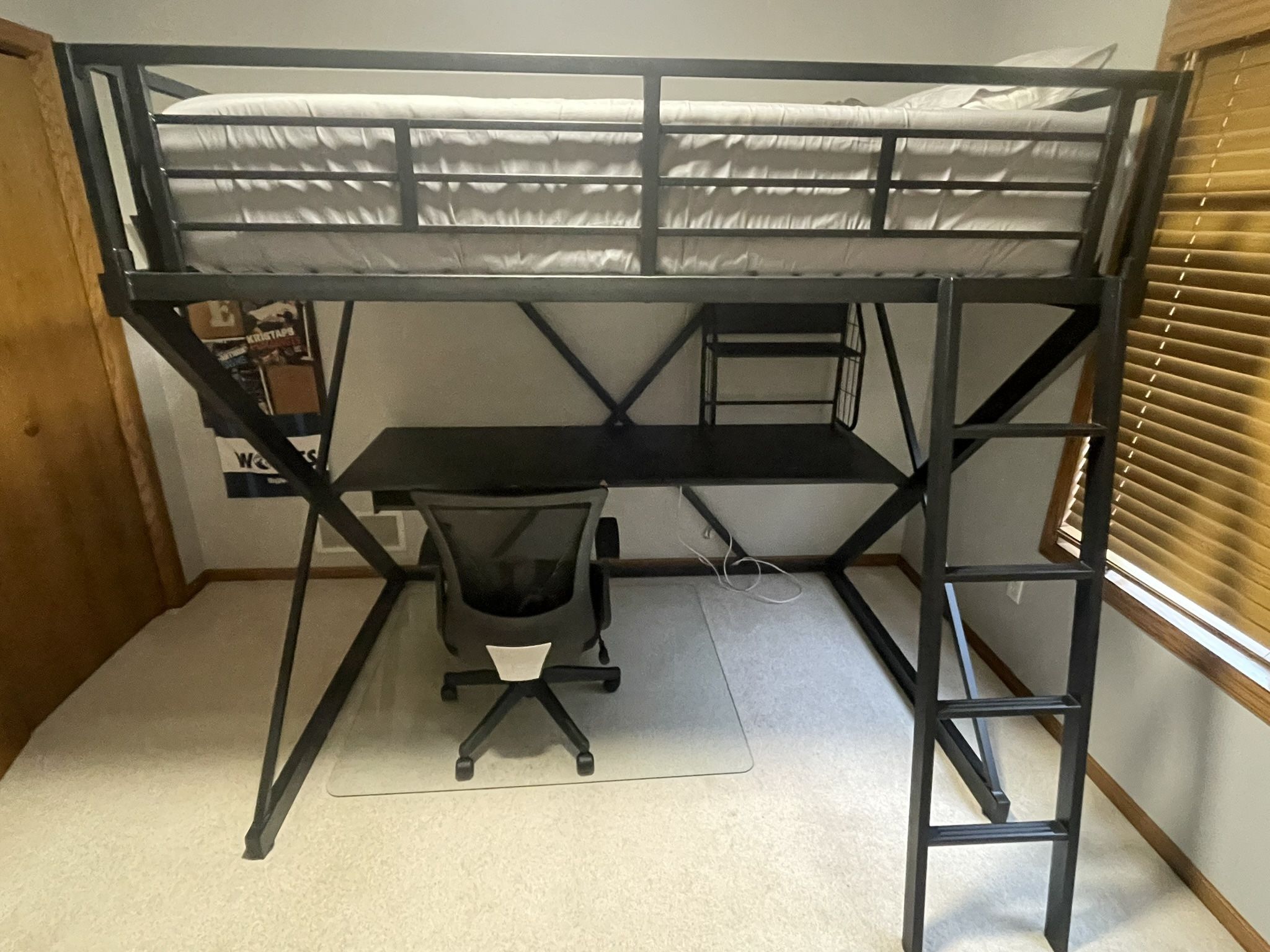 HOM Furniture Maxx Loft Bunk Bed - Full Size - Desk Under - Black