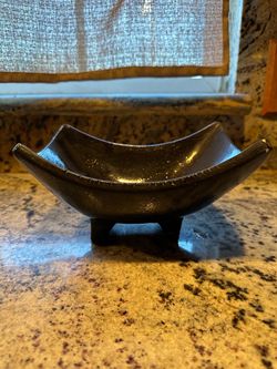 Vintage Postmodern Black Ceramic Wave Bowl – Footed Boat Centerpiece