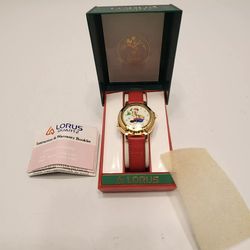 Vtg Lorus Disney Santa Mickey Animated Musical Watch Plays Jingle Bells