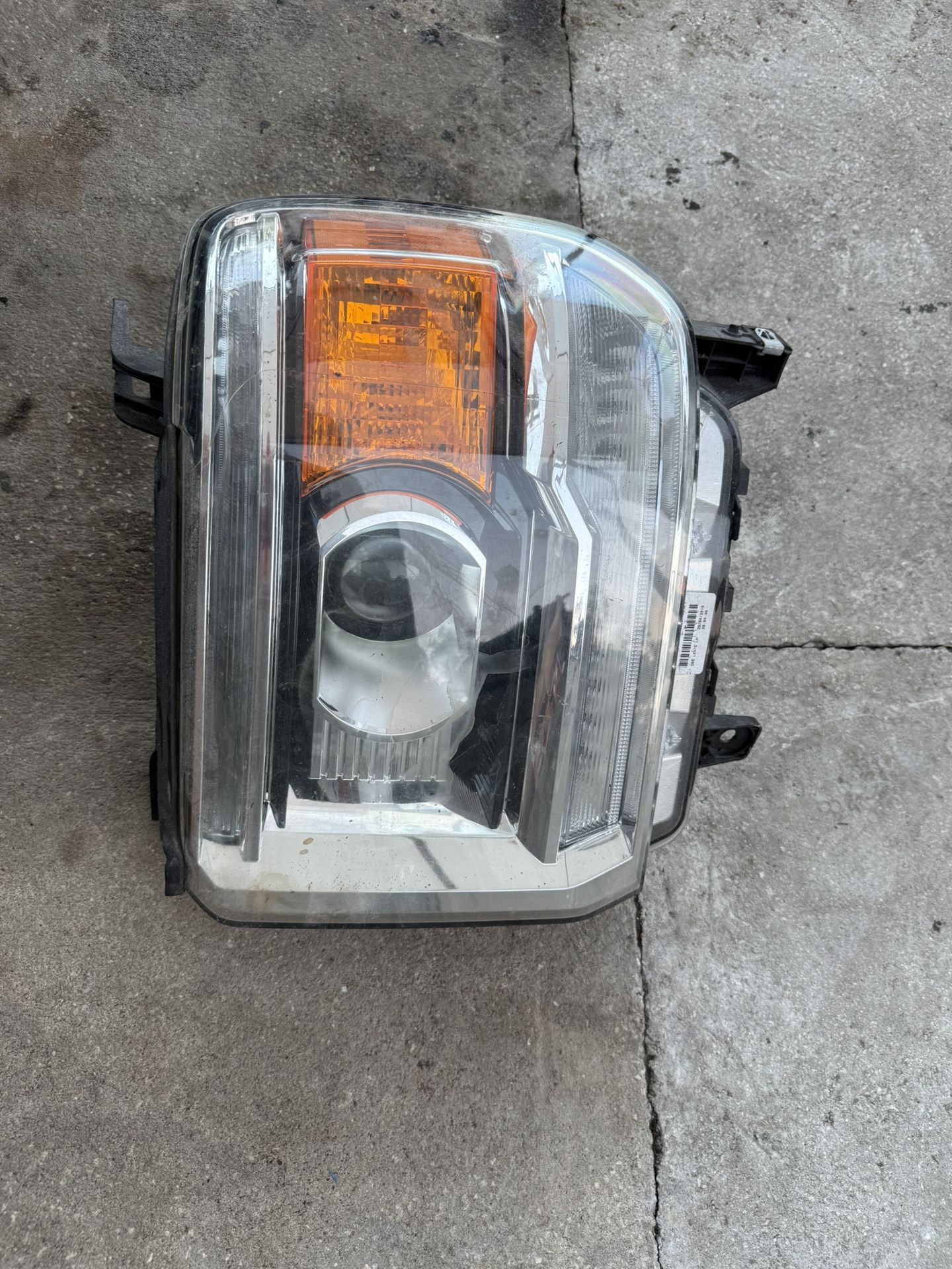 2015-2019 GMC Sierra Headlights 2(contact info removed)