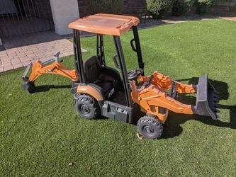 Giant toy excavator