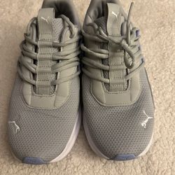 Puma Women’s Shoes 7.5 